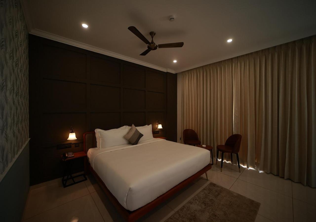 De Fleur Hotel 蓬蒂切里 外观 照片